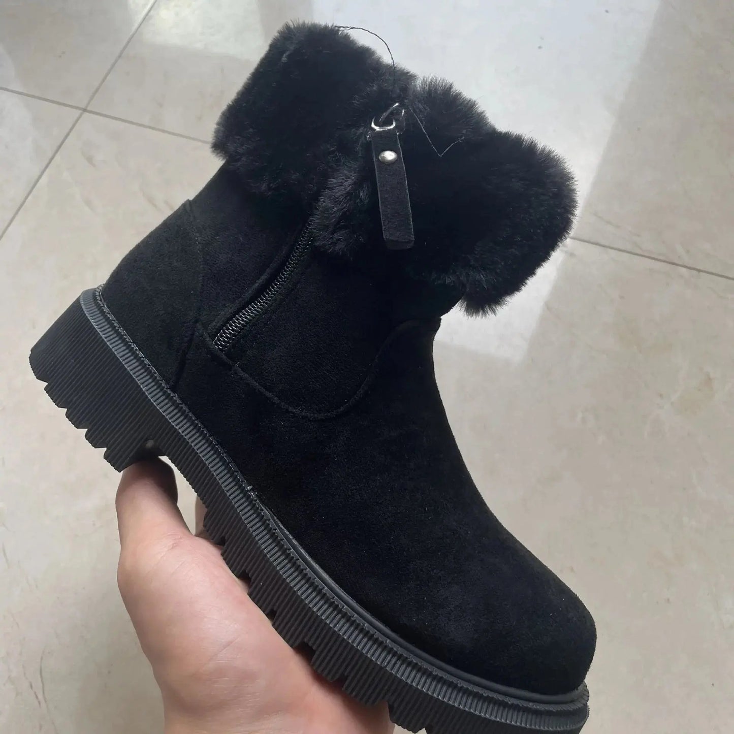 Women's Winter Fashion Plush Side-Zipper Snow Boots with Thickened Low Heel for Outdoor Use